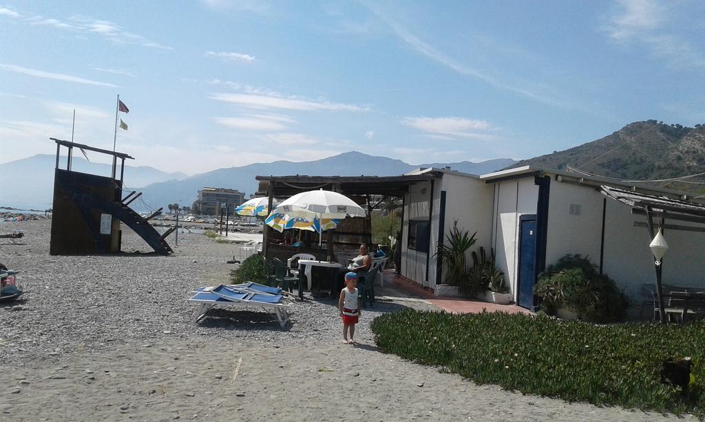 Casa Med Holiday Home Isolabona Εξωτερικό φωτογραφία